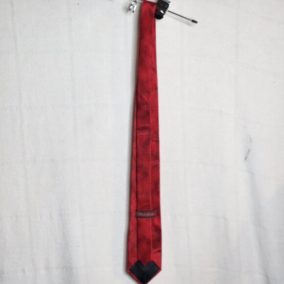 Sears Vintage Red All Silk Snowflake Pattern Holiday Musical Push Button Necktie - Picture 10 of 17